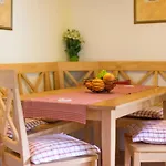 Christlessee Apartment *